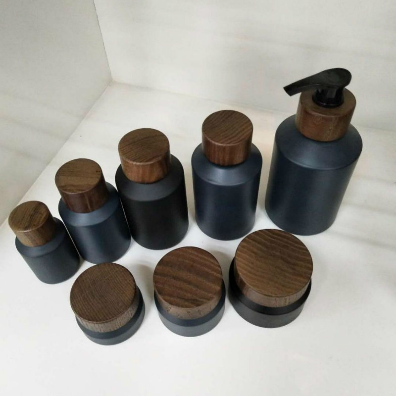 60 шт., 120 мл, черная матовая – обзор и цена Luxury Skincare Jars